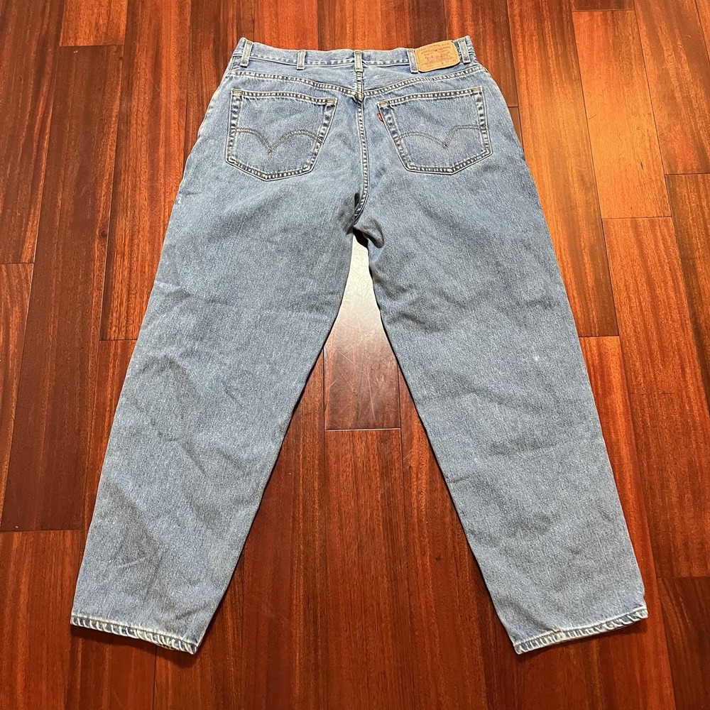 Vintage Levis Jeans Mens 38x32 (37x31) Blue Light Wash Comfort Fit Y2K READ - Picture 3 of 13